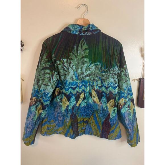 Life Style Medium Peacock Button Down  Size Medium - Picture 2 of 4